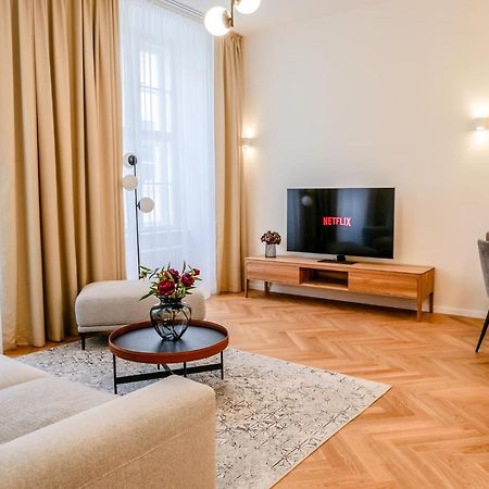Laurinska 1 Apartments Bratislava Exteriör bild