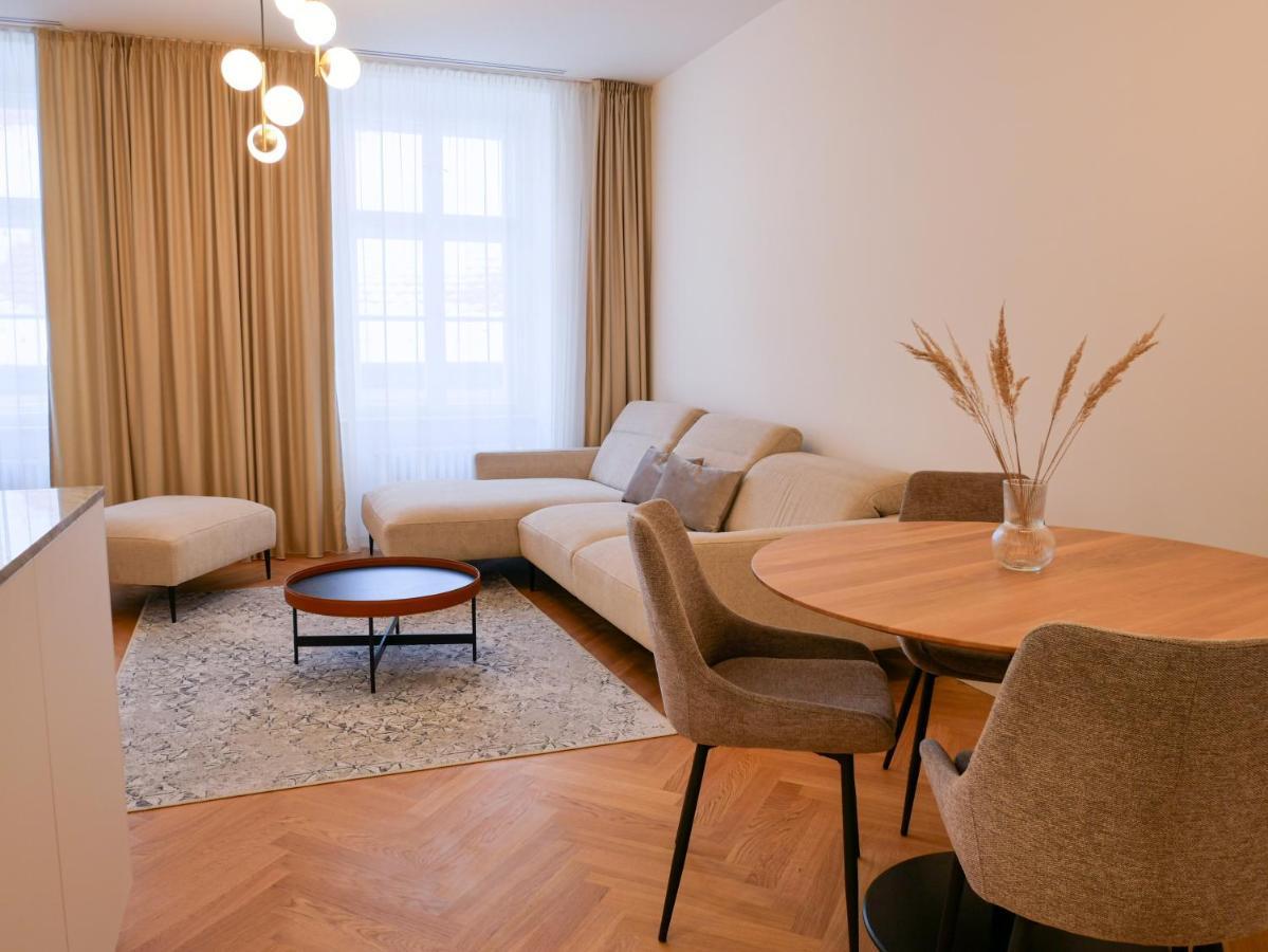 Laurinska 1 Apartments Bratislava Exteriör bild